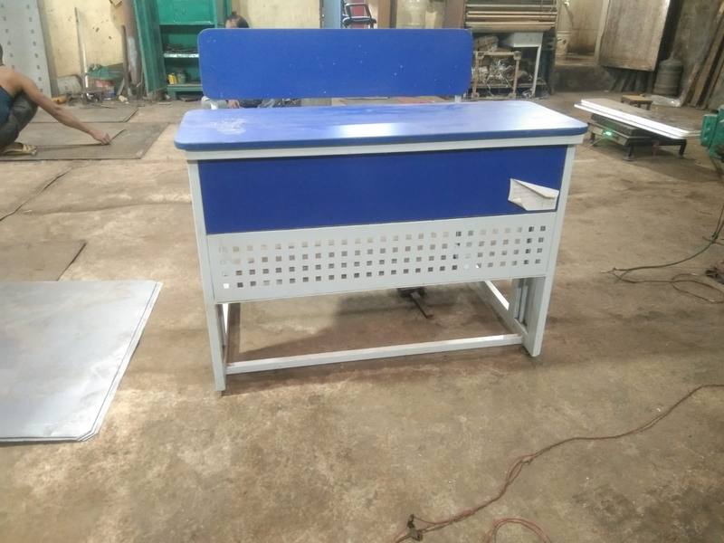 Single Student Desk — Blue
